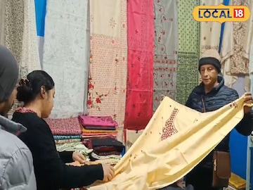 মুর্শিদাবাদের খাদি মেলা মুর্শিদাবাদের খাদি মেলা