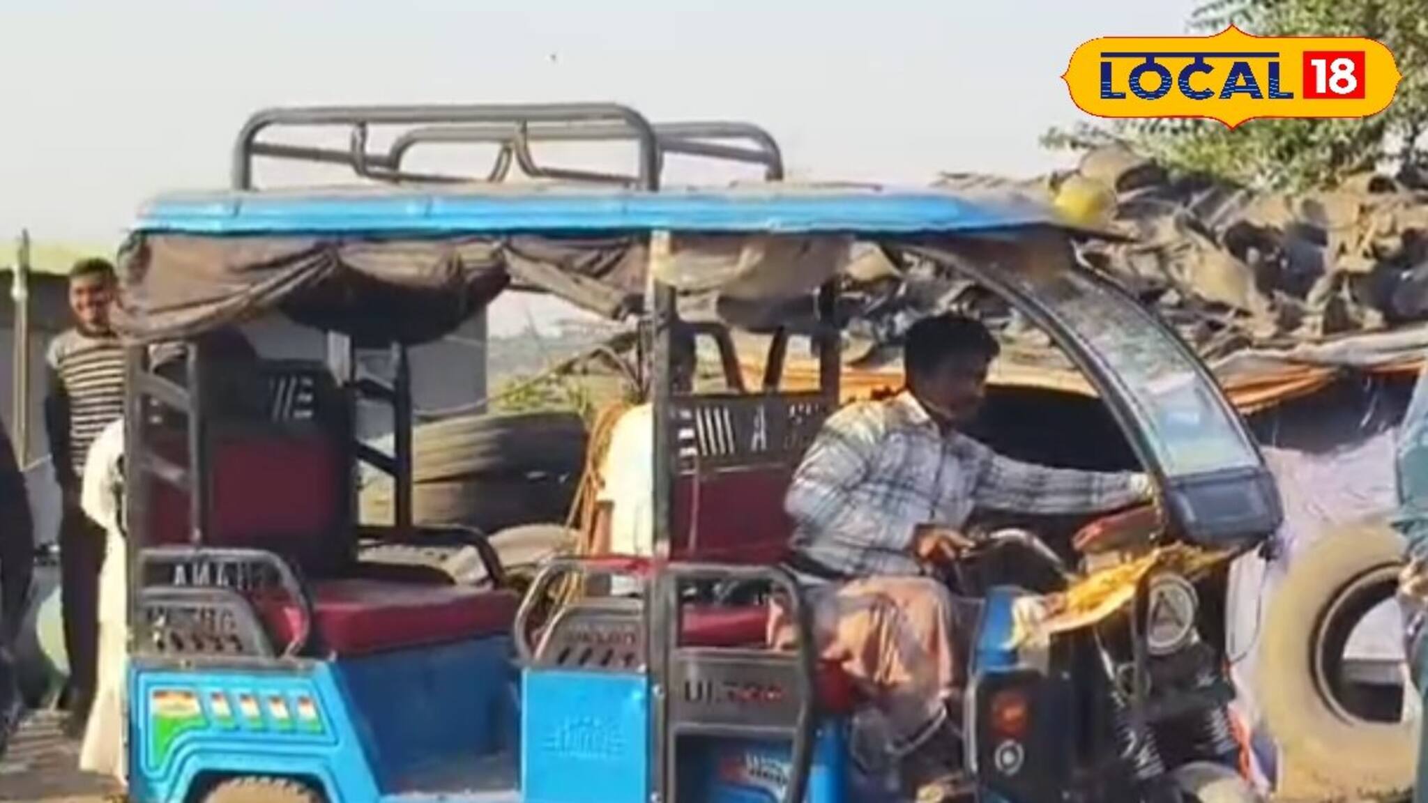 চরম ভোগান্তি রোগী, অন্তঃসত্ত্বাদের! ঝাড়খণ্ডে হঠাৎ করেই ঢুকতে পারছে না বাংলার টোটো