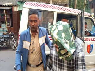 শ্রীঘরে সিভিক ভলেন্টিয়ার 