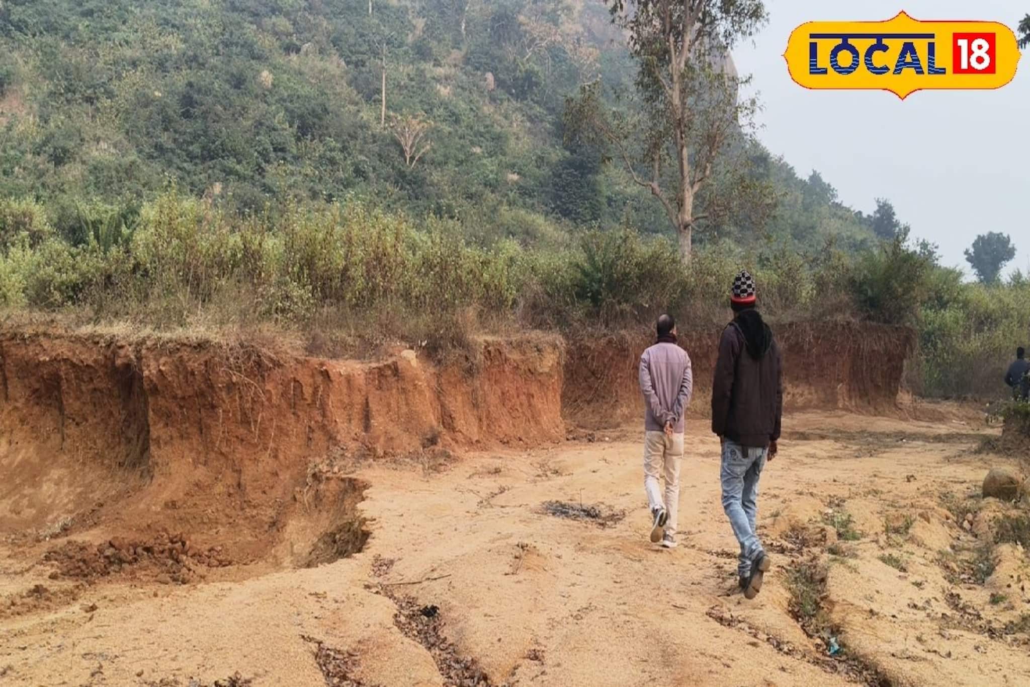 রাতের অন্ধকারে পাহাড়ের পাদদেশ থেকে উধাও হয়ে যাচ্ছে টন টন মাটি! ভয়ঙ্কর পরিস্থিতি জয়চণ্ডীতে