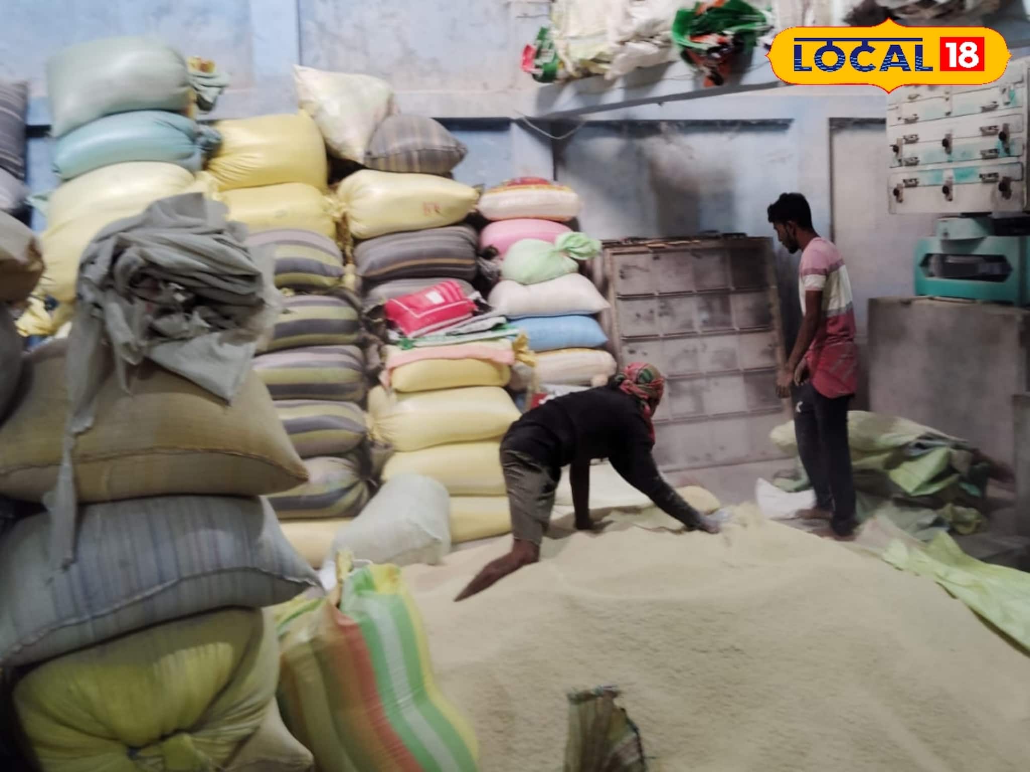 Ration Distributor Recruitment: রেশন ডিস্ট্রিবিউটর হওয়ার বিরাট সুযোগ! শুধু এক জেলাতেই বাড়বে ৩৬, সুযোগ হাত ছাড়া মানে সব গেল