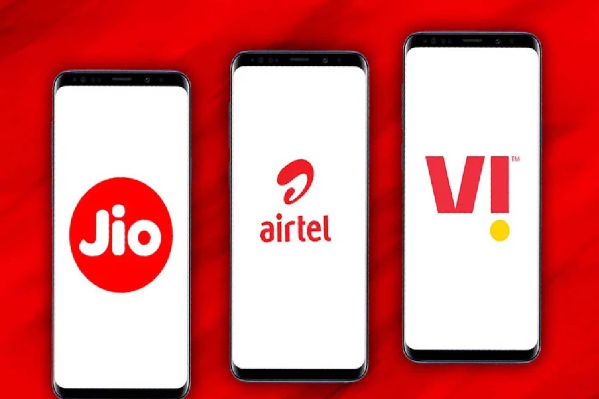 নতুন বছরে বাড়বে মোবাইল রিচার্জ-এর খরচ, ৩০০ টাকার রিচার্জ বেড়ে কত হবে