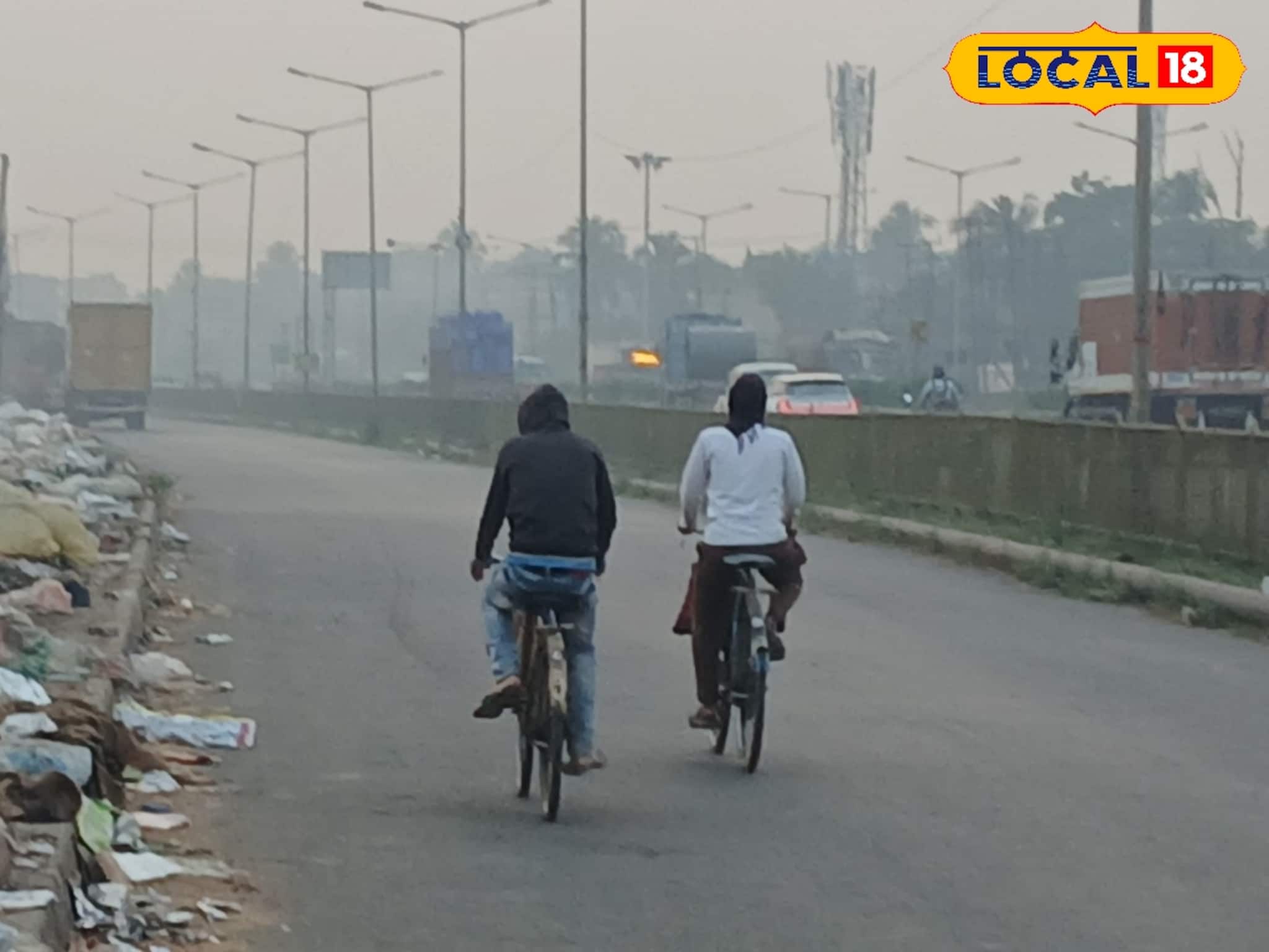 কালো পিচ, ঝাঁ চকচকে রাস্তা, বাঁধানো ফুটপাথ! তবুও হাওড়ার এই রুটে যেতে চান না কেউ কালো পিচ, ঝাঁ চকচকে রাস্তা, বাঁধানো ফুটপাথ! তবুও হাওড়ার এই রুটে যেতে চান না কেউ