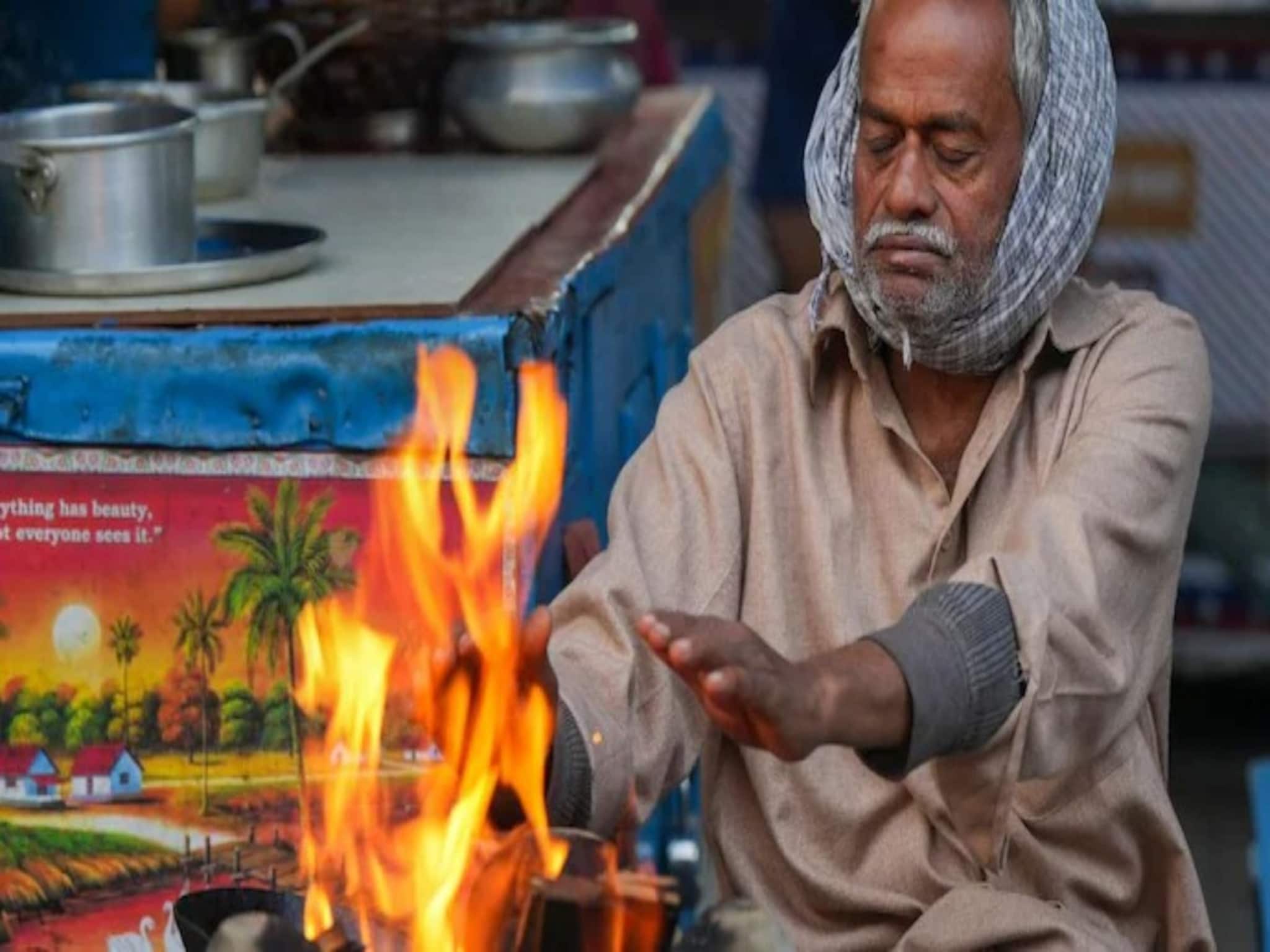 ১৫ ডিগ্রি ছুঁল পারদ...! কলকাতায় মরশুমের শীতলতম দিন আজ, জানেন গত ৬ বছরে কবে ছিল 'সবচেয়ে' কম তাপমাত্রা? কোথায় নেমেছিল পারদ?