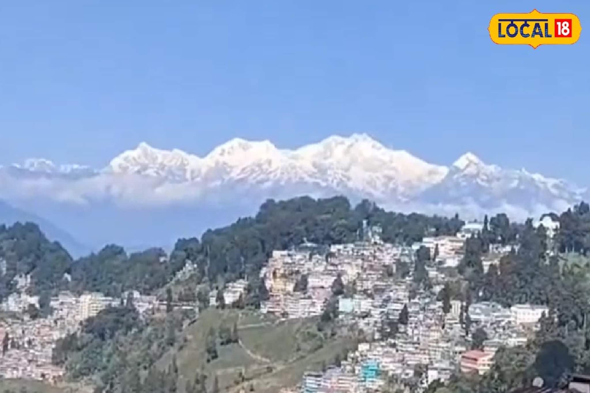 উজাড় করা রূপ কাঞ্চনজঙ্ঘার, উত্তরে ঠান্ডার নাচন! এল IMD’র মেগা আপডেট উজাড় করা রূপ কাঞ্চনজঙ্ঘার, উত্তরে ঠান্ডার নাচন! এল IMD’র মেগা আপডেট