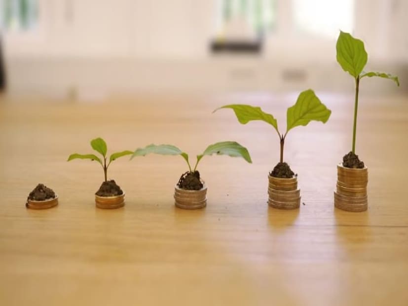 ৫.নাম- আদিত্য বিড়লা এসএল নিফটি ইন্ডিয়া ডিফেন্স ইনডেক্স ফান্ড
AUM- ৭৬৬.৩৭২১
ব্যয়ের অনুপাত- ০.৩১
এক বছরের রিটার্ন-  ২৫.৯৯৭৬৬৪৭৫