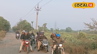 গ্রামে ঘুরছে পুলিশ গ্রামে ঘুরছে পুলিশ