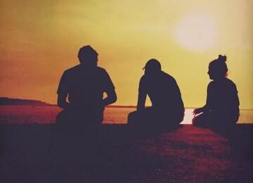 "আগেও করেছে, আবার ওকে আমার বন্ধুর সঙ্গে হোটেলের রুমে হাতেনাতে ধরলাম"! কেঁদে ফেললেন স্বামী