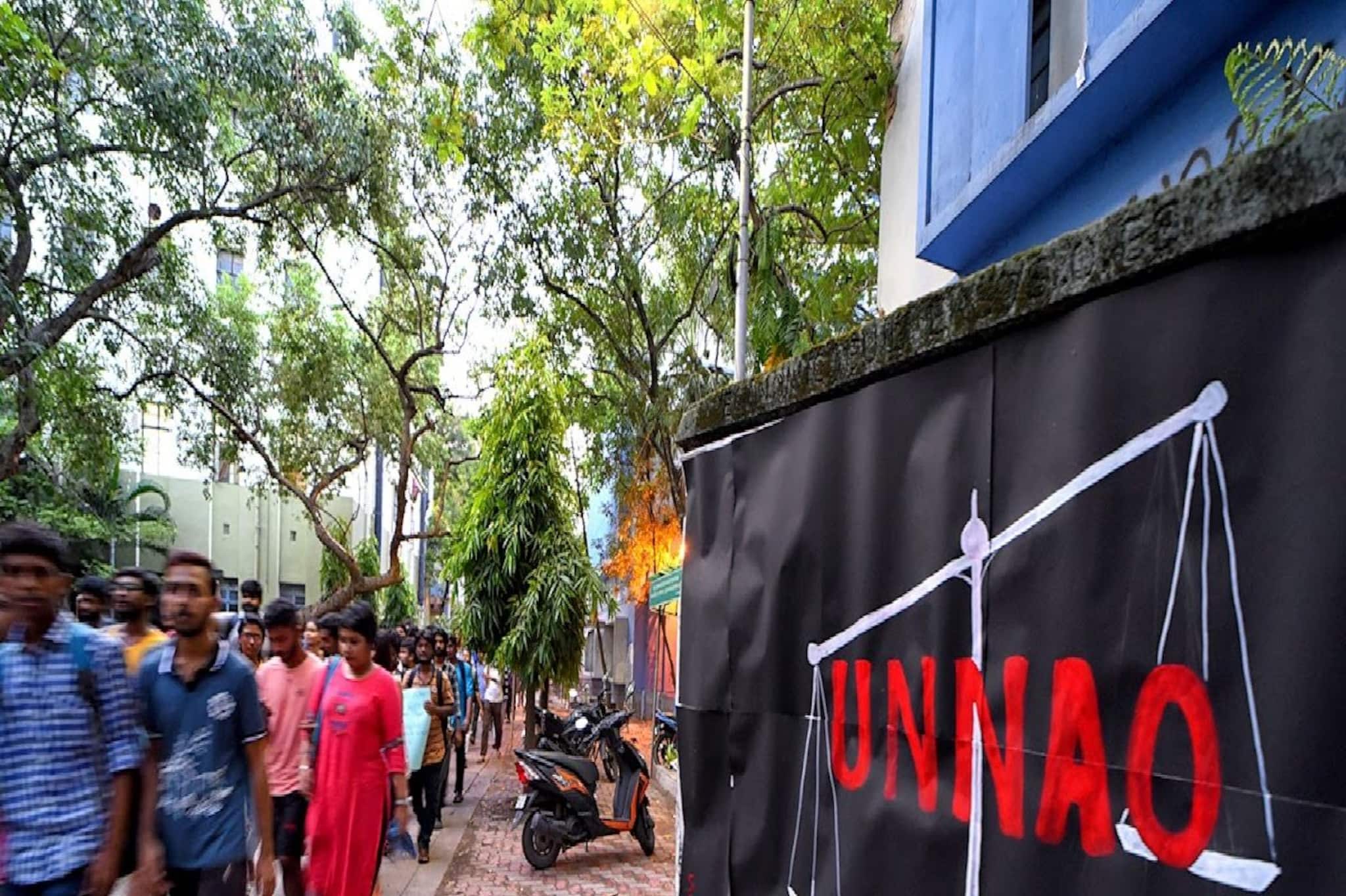 ‘প্রধানমন্ত্রী, রাষ্ট্রপতির সঙ্গেও দেখা করতে চাই’! ন্যায়বিচারের দাবিতে রাহুল গান্ধীর সঙ্গে সাক্ষাৎ উন্নাও কাণ্ডের নির্যাতিতার