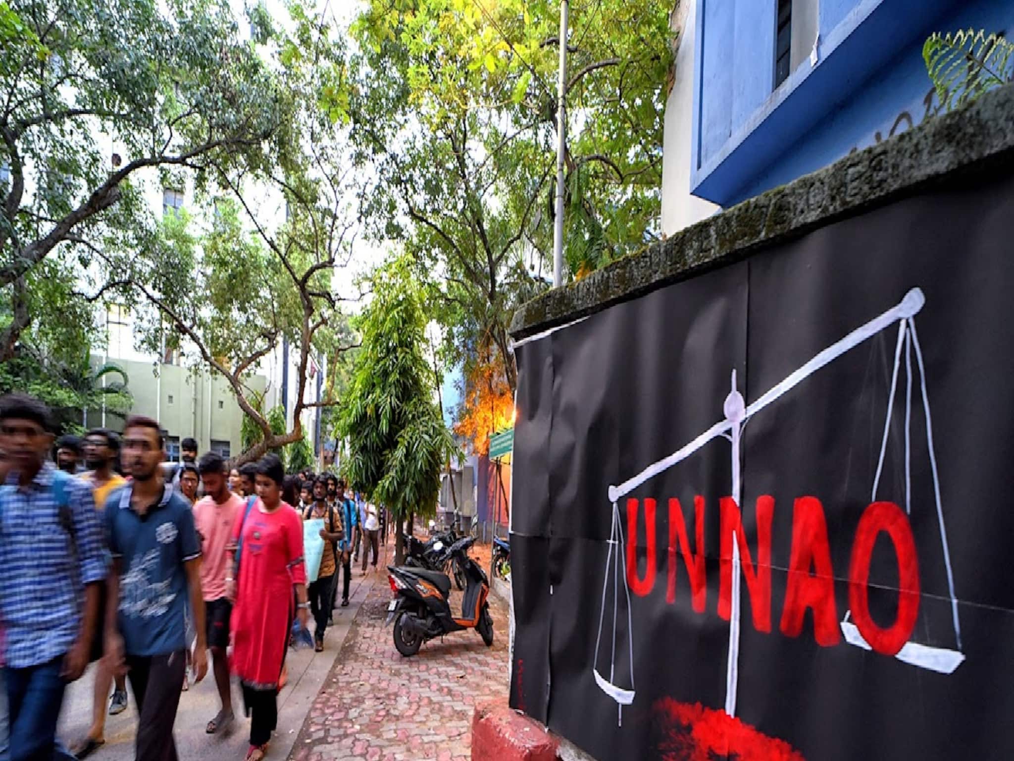 ‘প্রধানমন্ত্রী, রাষ্ট্রপতির সঙ্গেও দেখা করতে চাই’! ন্যায়বিচারের দাবিতে উন্নাও নির্যাতিতা