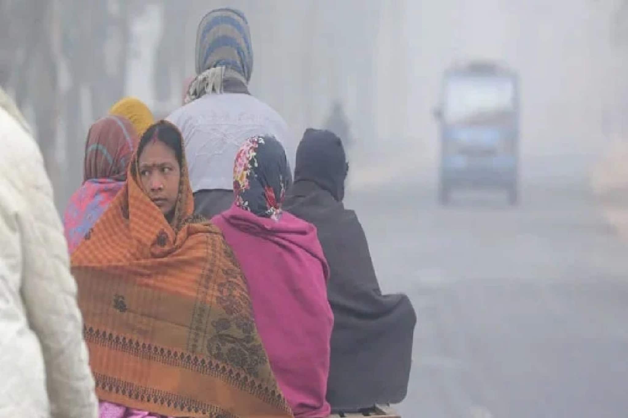 উত্তরবঙ্গে তুষারপাত আর দক্ষিণবঙ্গে আবহাওয়ার ইউ টার্ন! নতুন বছরে চমক কলকাতা-সহ সব জেলায়