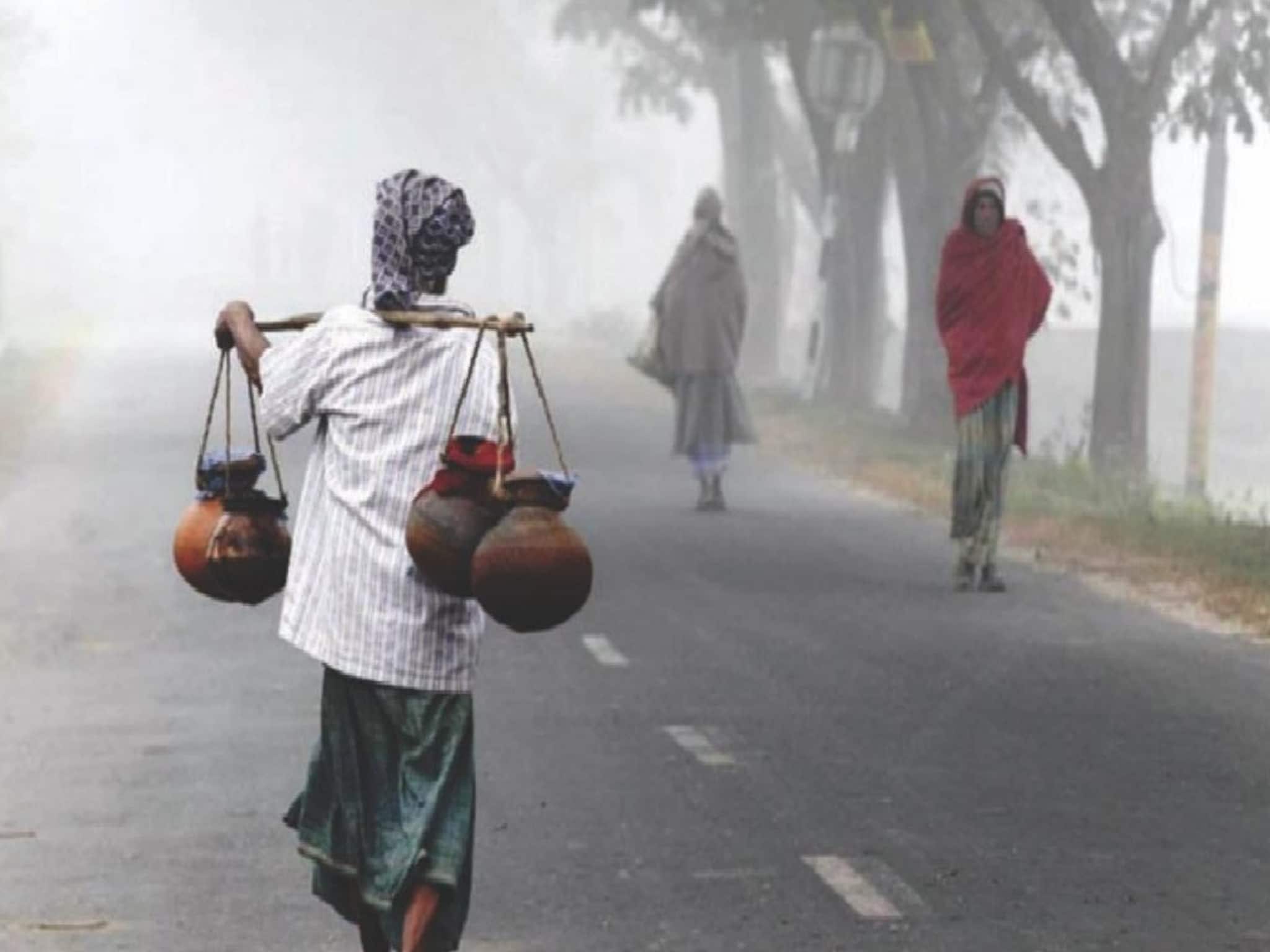 কমছে উত্তুরে হাওয়ার দাপট, জাঁকিয়ে শীত কি এখানেই শেষ? বড়দিন থেকে 'হাওয়াবদল'! দেখুন আপডেট কমছে উত্তুরে হাওয়ার দাপট, জাঁকিয়ে শীত কি এখানেই শেষ? বড়দিন থেকে 'হাওয়াবদল'! দেখুন আপডেট
