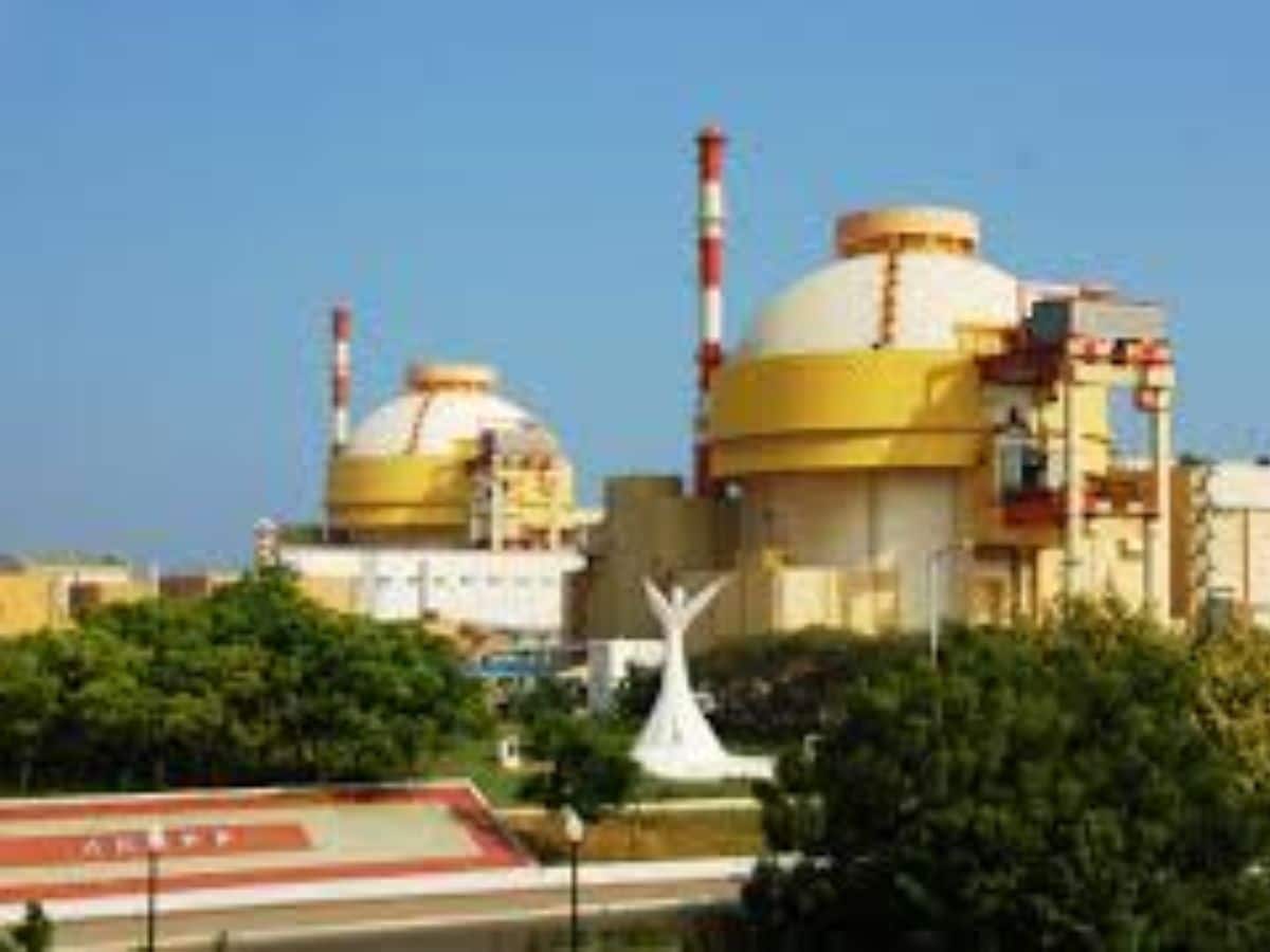 রসাটম জানিয়েছে, কুডানকুলাম প্লান্টের প্রথম দু’টি চুল্লি তৈরির সময়ও রাশিয়া এবং ভারতীয় ইঞ্জিনিয়াররা যৌথভাবে এ নিয়ে কাজ করেছিল৷