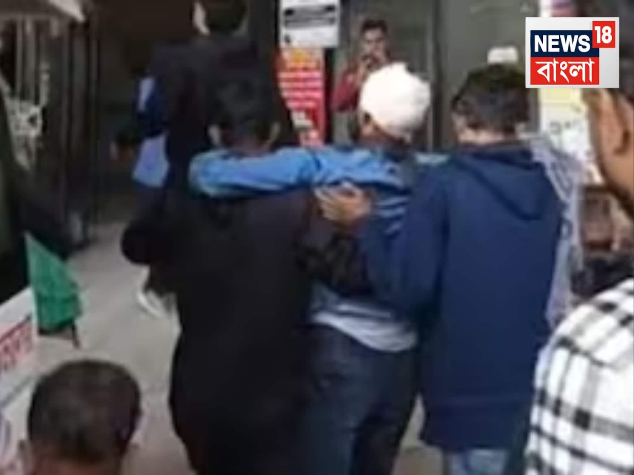 বাংলাদেশে ফের নেতাকে গুলি! একেবারে কান ঘেঁষে...এবার তাঁর সঙ্গী নারীকে খুঁজছে পুলিশ