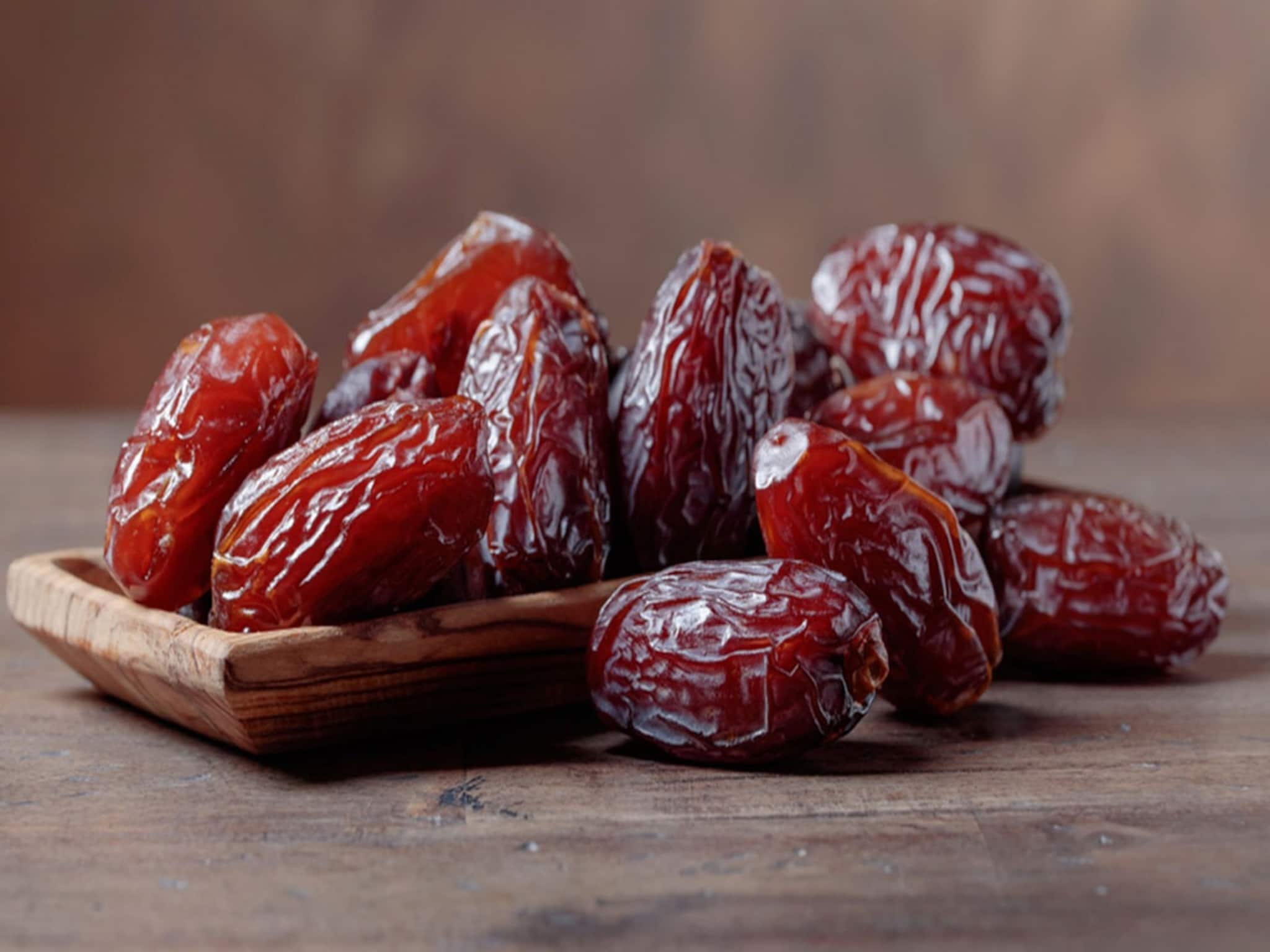Dates Benefits at Night: শীতে রোজ রাতে ৩টি করে খেজুর খান, পুষ্টিবিদ বলছেন, জীবন-যৌবন বদলে যেতে পারে! উপকার জানুন