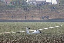 ইঞ্জিনে যান্ত্রিক গোলযোগ! প্রয়াগরাজে ভেঙে পড়ল ভারতীয় বায়ুসেনার বিমান!