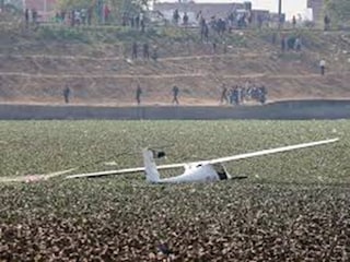 প্রয়াগরাজে ভেঙে পড়ল বিমান