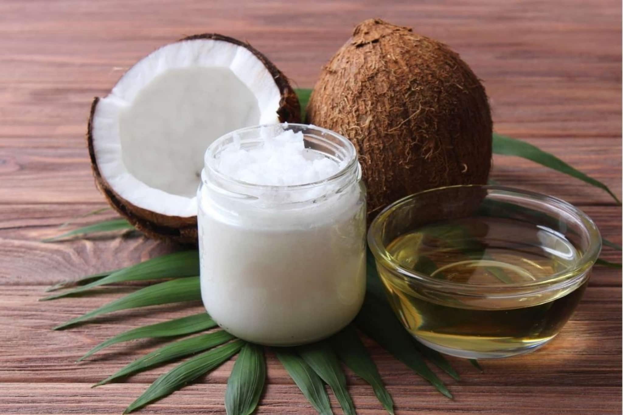 শীতে নারকেল তেল কেন জমে যায়? জানেন কি এর কারণ! শীতে নারকেল তেল কেন জমে যায়? জানেন কি এর কারণ!