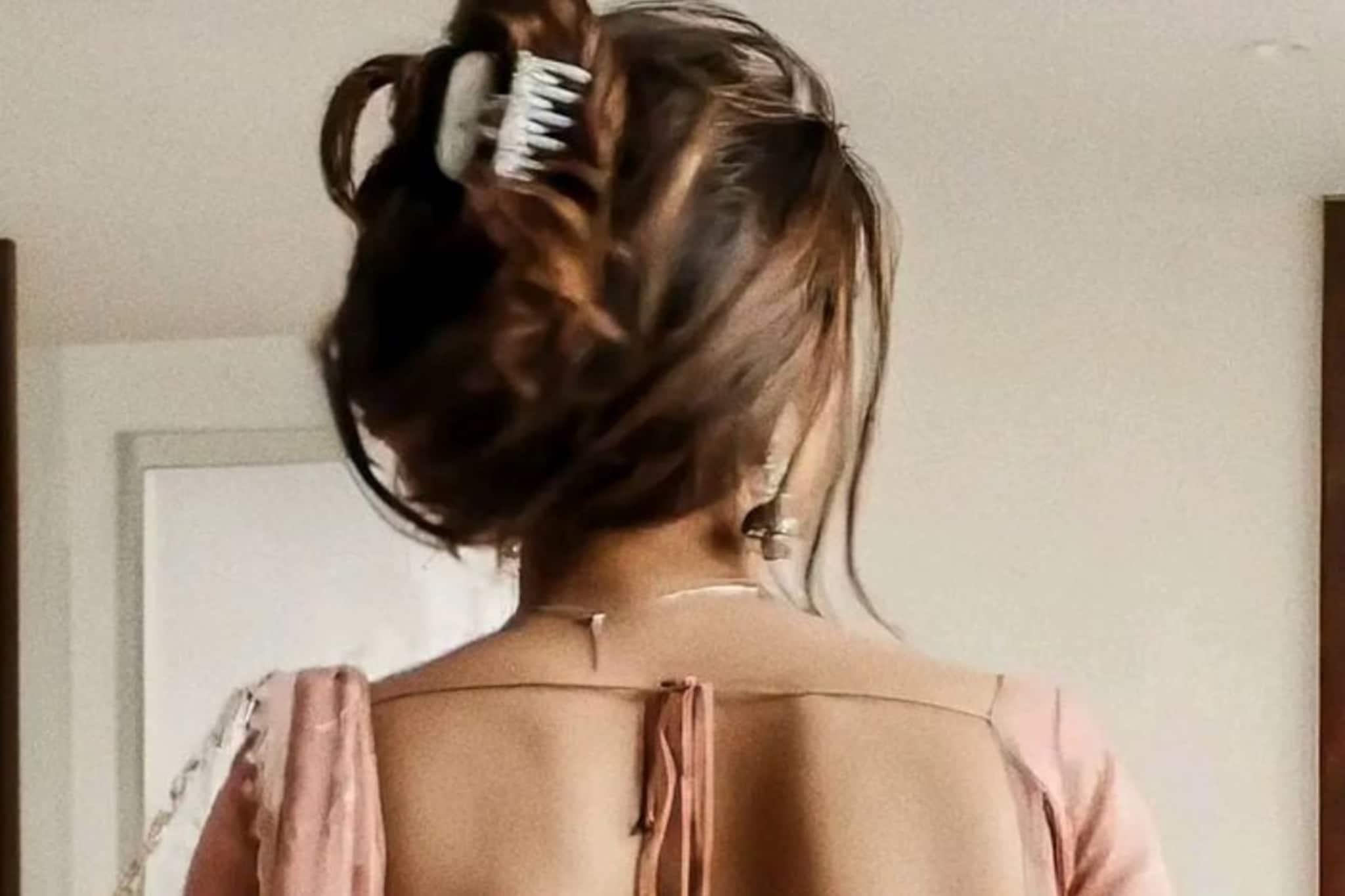 ২৪বছর বয়সে ৩সন্তানের মা,ছেলেমেয়েদের রাখেন না কাছে, সুন্দরী নায়িকার জীবনকাহিনি জানুন