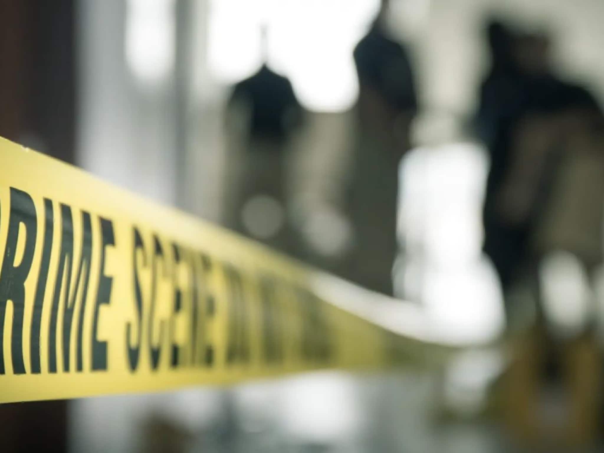 প্রেমিককে সঙ্গে নিয়ে হাতুড়ি দিয়ে স্বামীর মাথা মুখ থেঁতলে খুন করলেন ৩ সন্তানের মা! প্রেমিককে সঙ্গে নিয়ে হাতুড়ি দিয়ে স্বামীর মাথা মুখ থেঁতলে খুন করলেন ৩ সন্তানের মা!