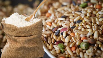 বাজারের যে মাল্টিগ্রেইন আটা কিনছেন সেটা আদৌ ভেজাল নয় তো? বরং বাড়িতেই বানান, জানুন পদ্ধতি