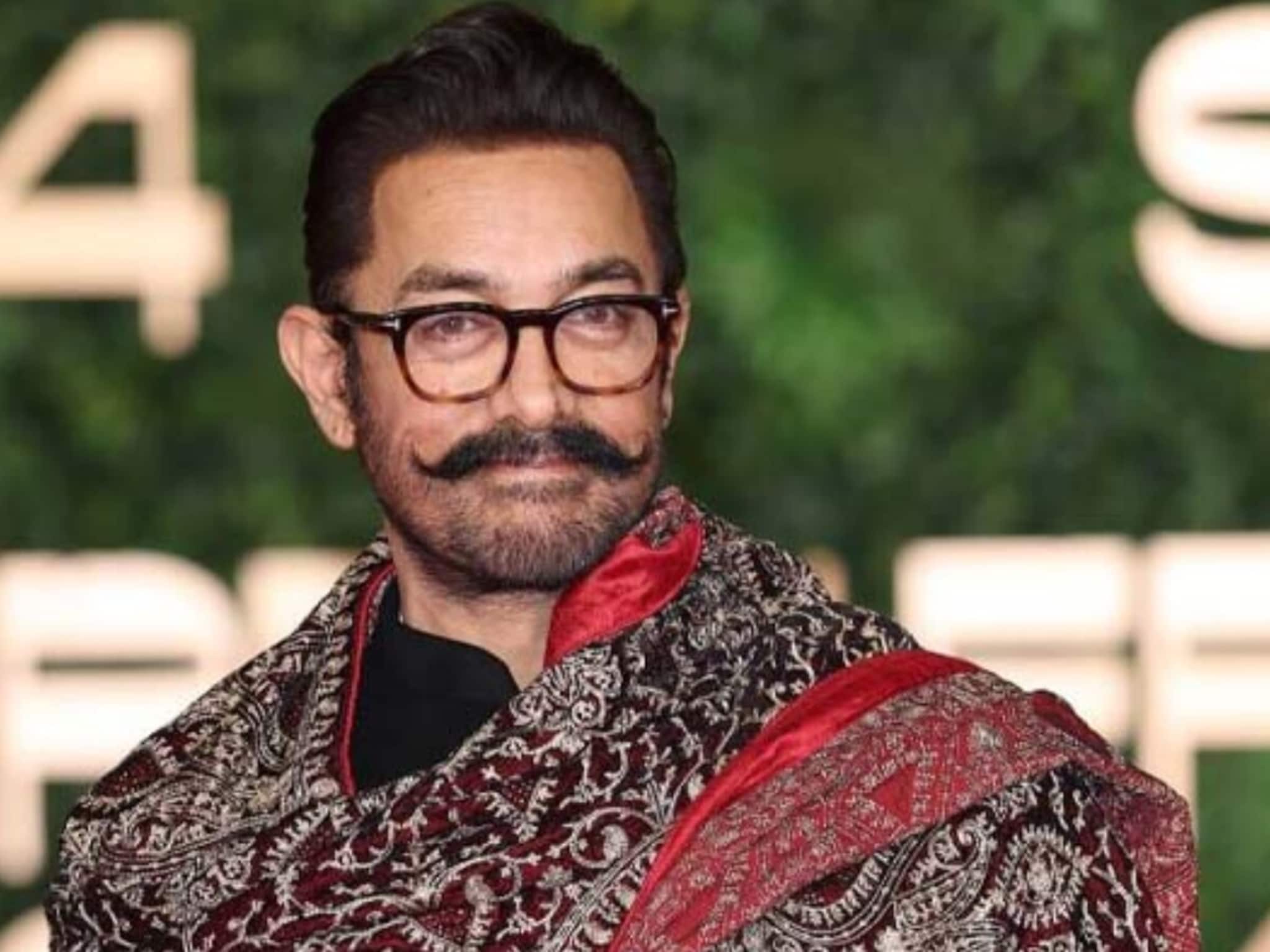 একাধিক নারীসঙ্গ, ২ স্ত্রীর সঙ্গে সংসার-ডিভোর্স, আমির খানের মোট সম্পত্তির পরিমাণ কত জানেন?