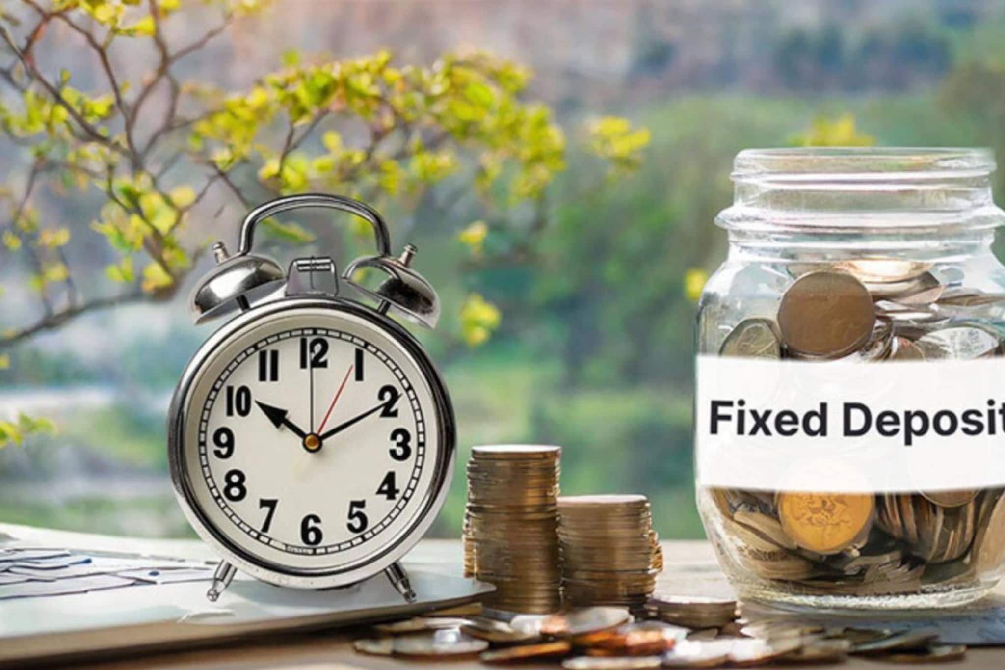 কেবল FD করেই ক্ষান্ত? ঝুঁকি ছাড়াই বাড়বে রিটার্ন, এই টিপস জেনে বাড়ান ব্যাঙ্ক ব্যালেন্স