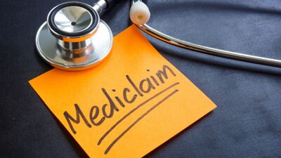 Central Govt Employees Get 20 Lakh Cashless Mediclaim Under New 'Paripurno Ayush' Policy