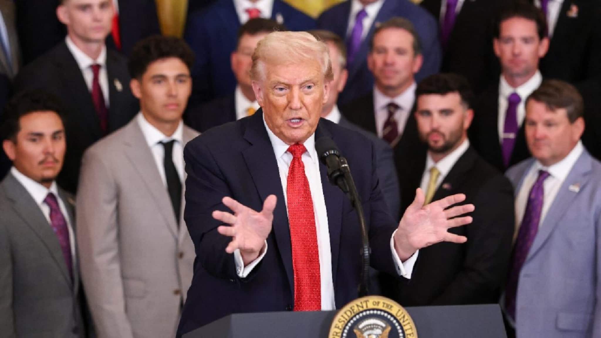 ট্রাম্পের শুল্ক অবৈধ...'ব্যাক আপ প্ল্যান আছে', সুপ্রিম-রায়ের পর প্রতিক্রিয়া ট্রাম্পের