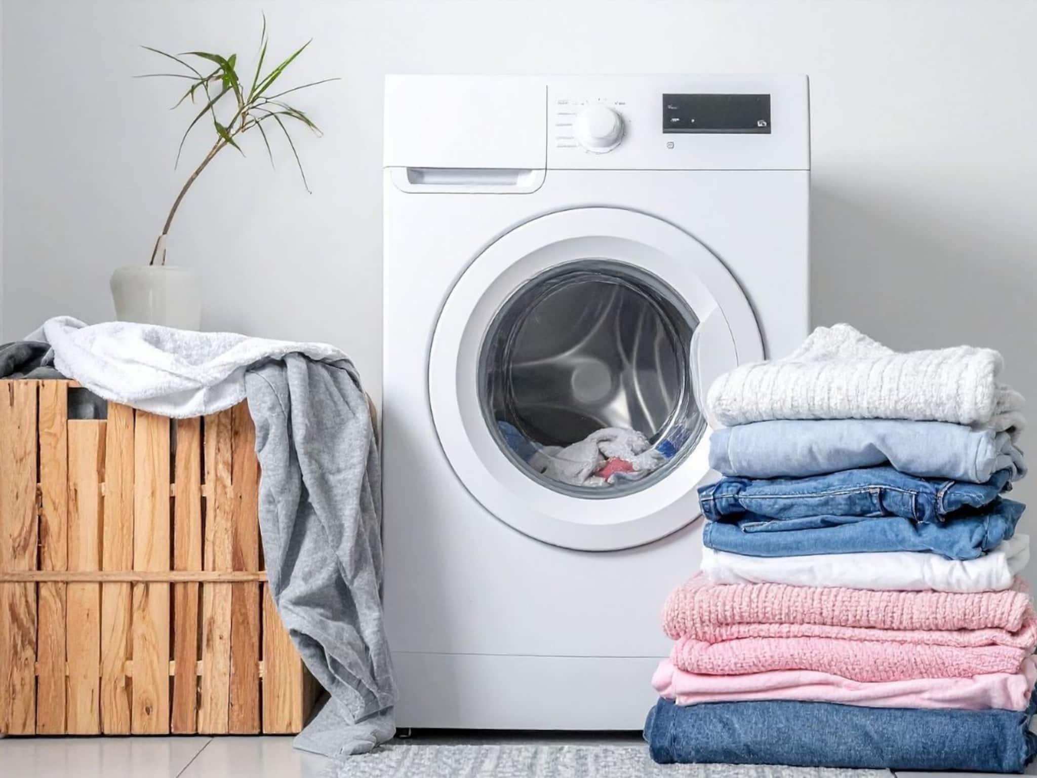 Washing Machine : ওয়াশিং মেশিন ব্যবহারের সঠিক সময় জানেন? বিদ্যুৎ বিল কমবে হুড়মুড়িয়ে!