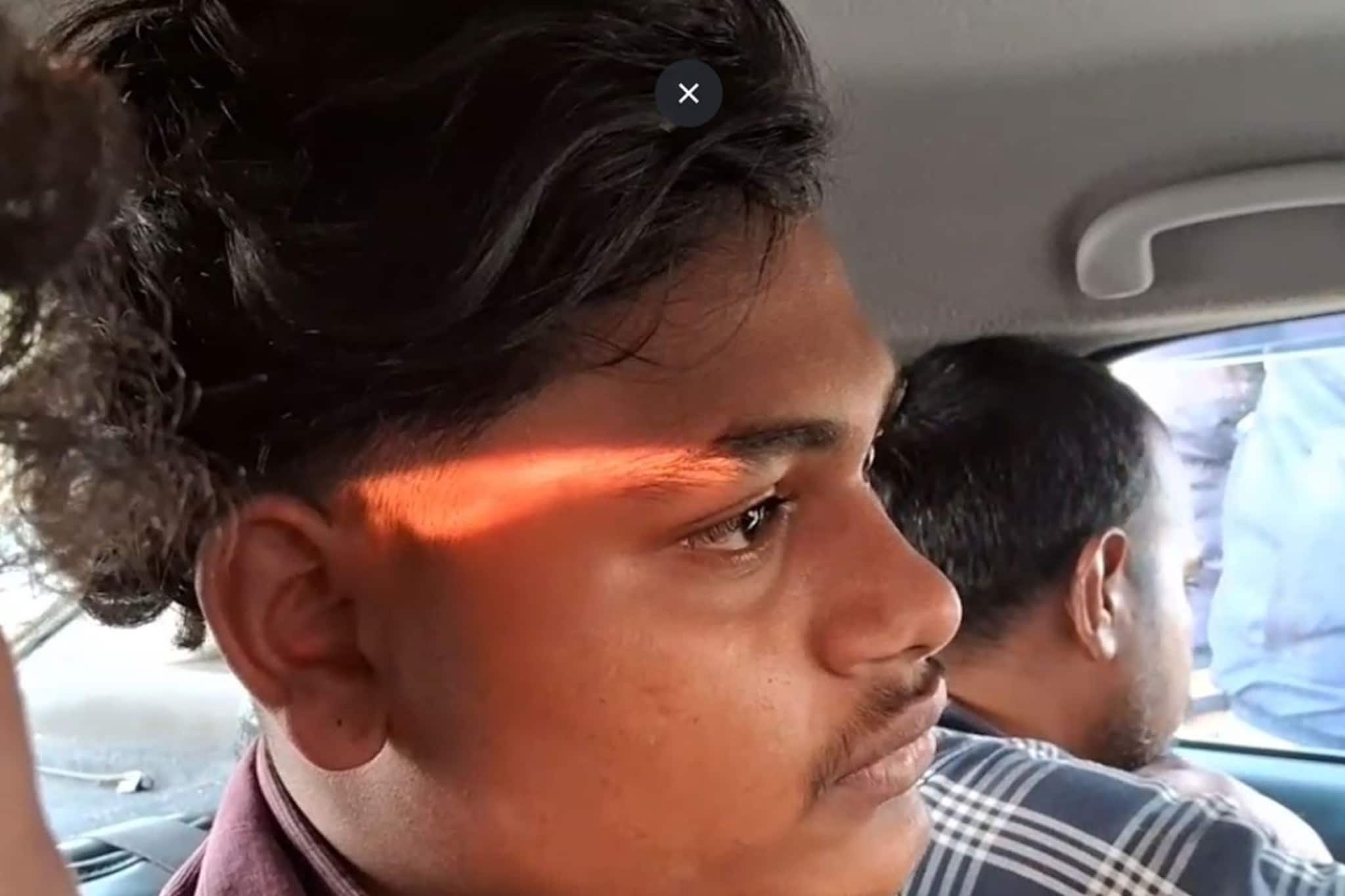 দিদিমা গ্রেফতার হয়েছিলেন ১৮ দিন আগে, দেখা করতে এসে এবার গ্রেফতার নাতিও! দিদিমা গ্রেফতার হয়েছিলেন ১৮ দিন আগে, দেখা করতে এসে এবার গ্রেফতার নাতিও!