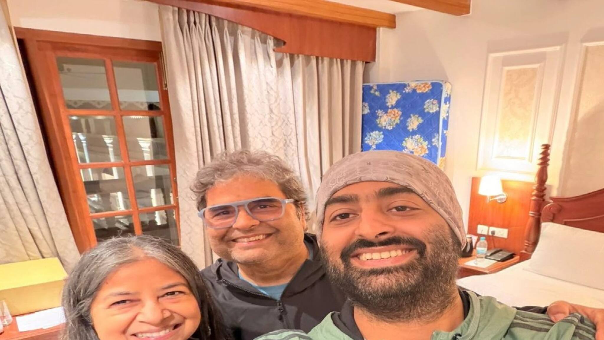 Arijit Singh:' #TakeBackYourSanyaas...এটা মেনে নেওয়া যায় না' অরিজিতের শেষ অপ্রকাশিত গান 'ইশক কা ফিভার'-গাইছেন বিশাল ভরদ্বাজ, ভাইরাল ভিডিও