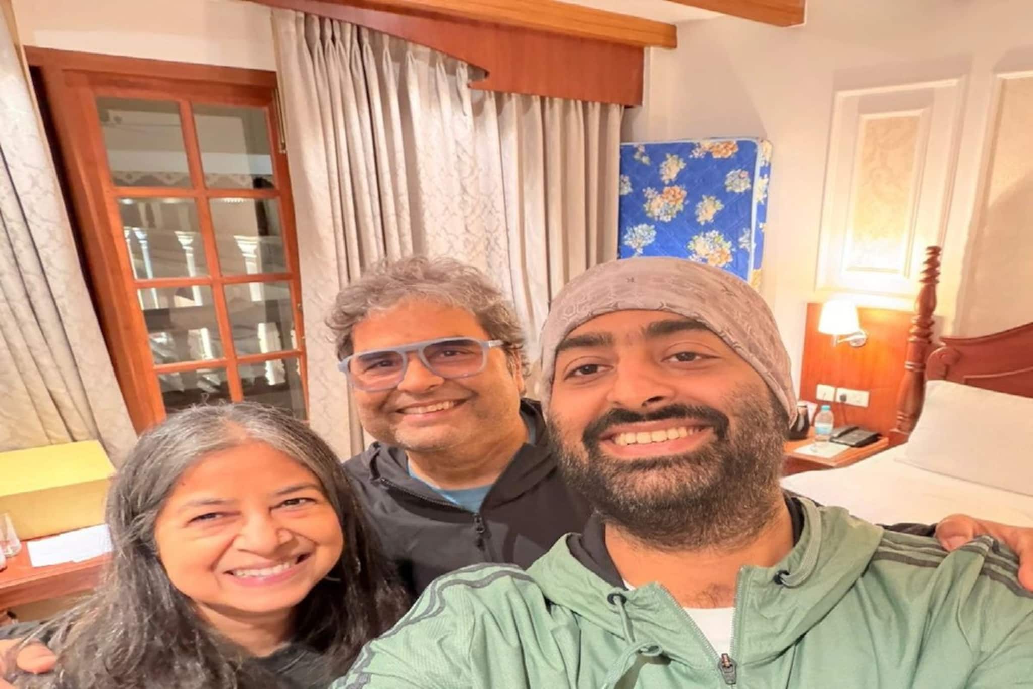 ' #TakeBackYourSanyaas...এটা মেনে নেওয়া যায় না' অরিজিতের কাছে আর্জি বিশাল ভরদ্বাজের