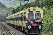 রেলগেটে ধাক্কা মাল বোঝাই গাড়ির! স্টেশনেই আটকে নৈহাটি-বজবজ লোকাল, বিপাকে যাত্রীরা!