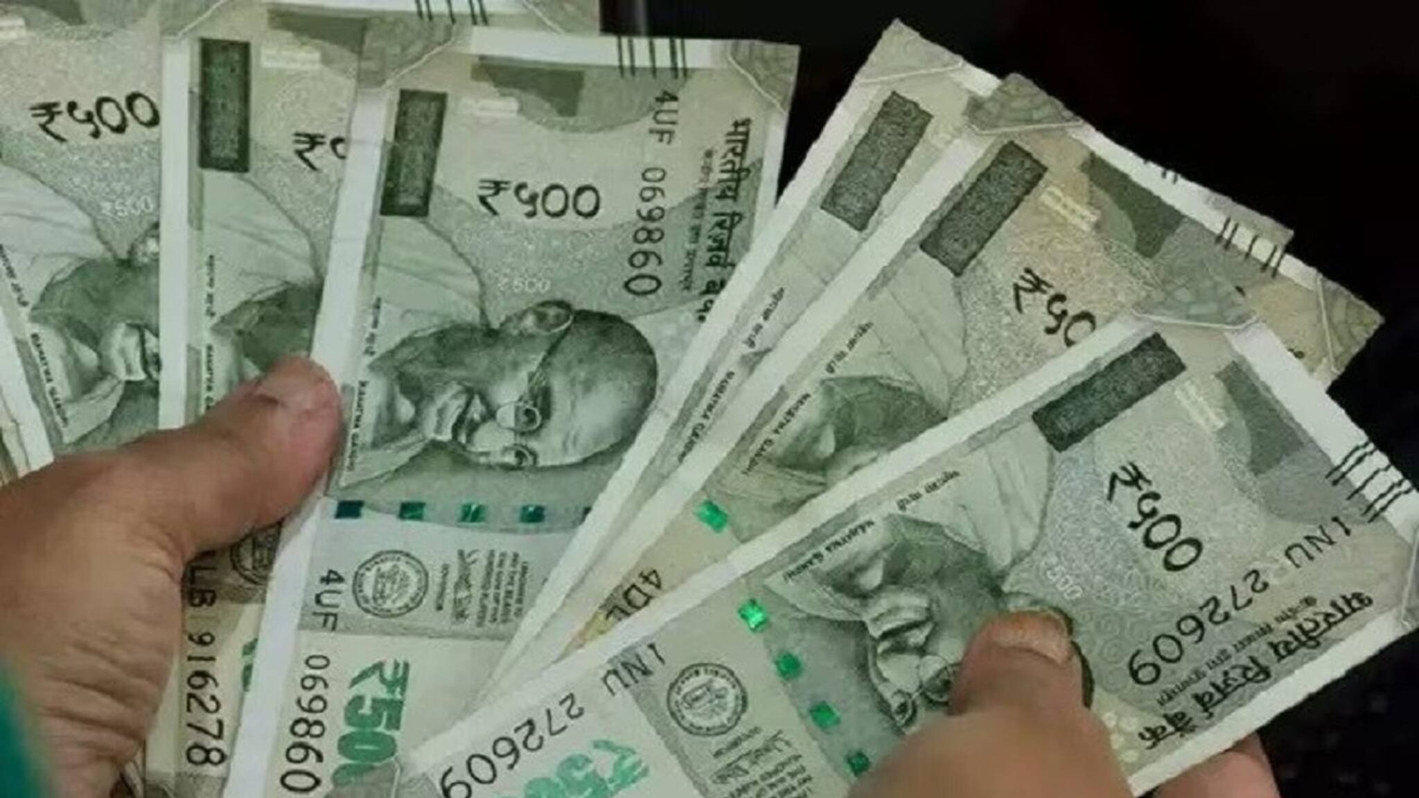 SCSS Interest Rate: অবসর গ্রহণের পর নিশ্চিত আয়, দেখে নিন SCSS অ্যাকাউন্ট কতবার বাড়ানো যেতে পারে এবং কত সুদ পাবেন