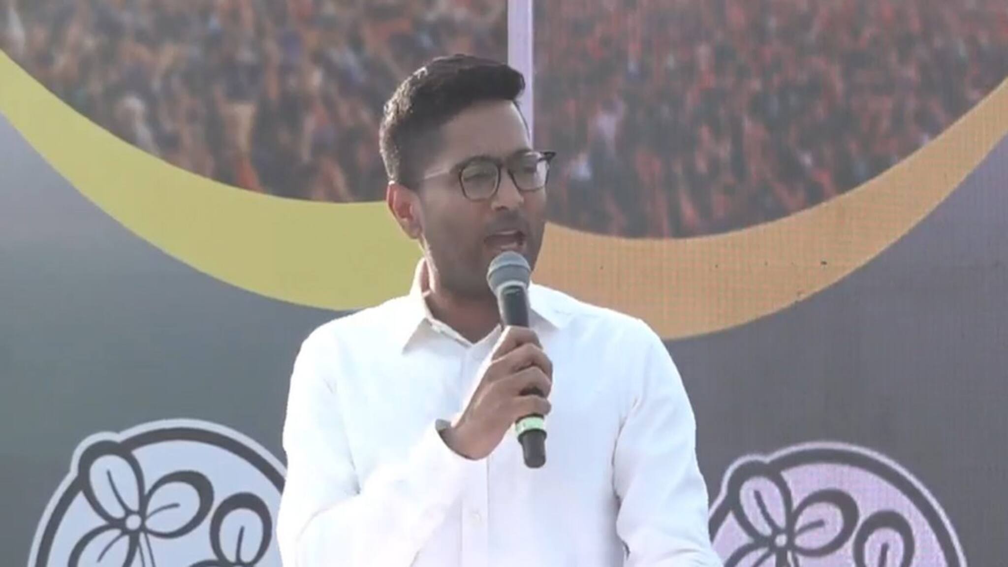 Abhishek Banerjee Attacks CPIM: 'বিজেপি-কে ভোট দেওয়া মানে সিপিএম-কেই দেওয়া!' শুধু এসআইআর নয়, মেদিনীপুরে দুই দলকে একযোগে আক্রমণ অভিষেকের