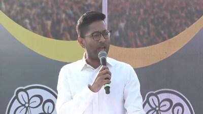 মেদিনীপুরের সভায় অভিষেক৷