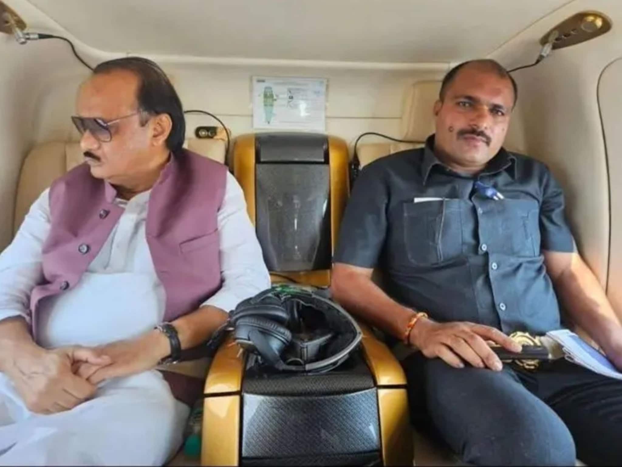 দুর্ঘটনার ঠিক আগে...বারামতীর মর্মান্তিক বিমান দুর্ঘটনার কয়েক ঘণ্টা আগে অজিত পওয়ারের ছবি! দুর্ঘটনার ঠিক আগে...বারামতীর মর্মান্তিক বিমান দুর্ঘটনার কয়েক ঘণ্টা আগে অজিত পওয়ারের ছবি!