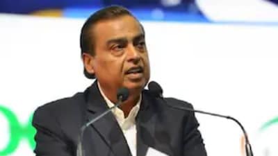 কী বললেন আম্বানি?