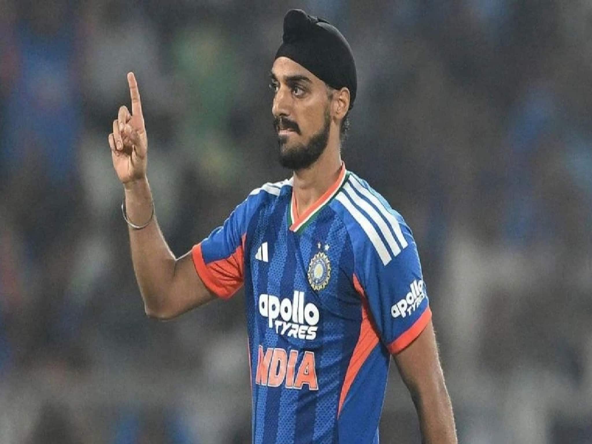 প্রথমবার পাঁচ উইকেটই নয়, পাওয়ার প্লে-র কিং হলেন অর্শদীপ, তৈরি হল ইতিহাস