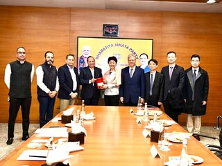 চিনা প্রতিনিধিদের সঙ্গে বৈঠক (X/ArunSingh)