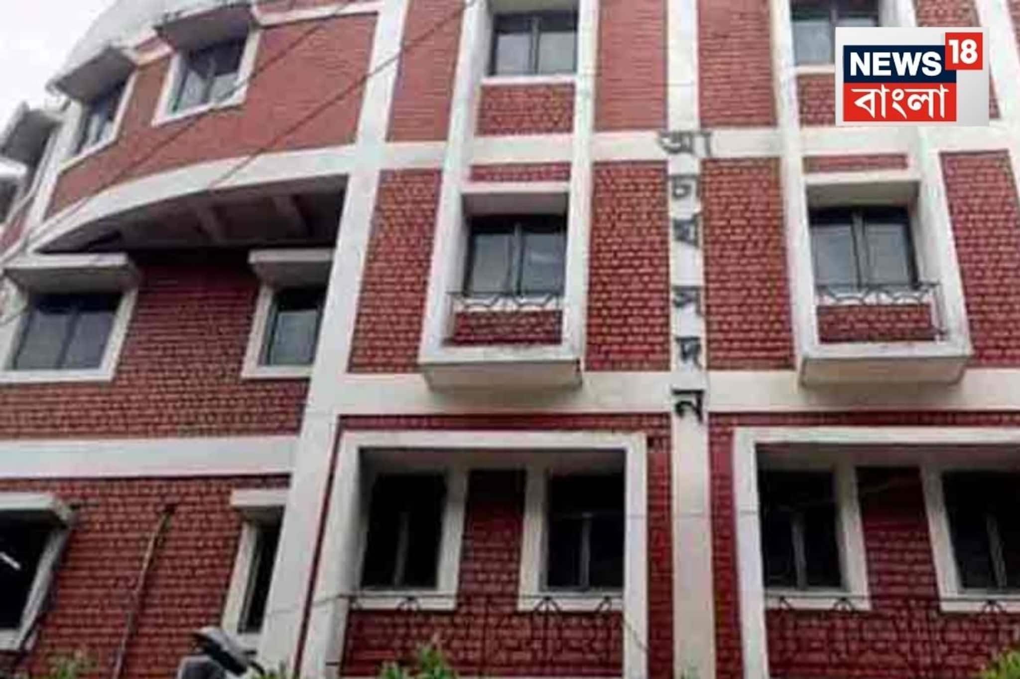 ওএমআর শিটে অসঙ্গতি, এদিকে যোগ দেননি চাকরিতেও! এমন প্রার্থীদের তালিকা প্রকাশ এসএসসি-র