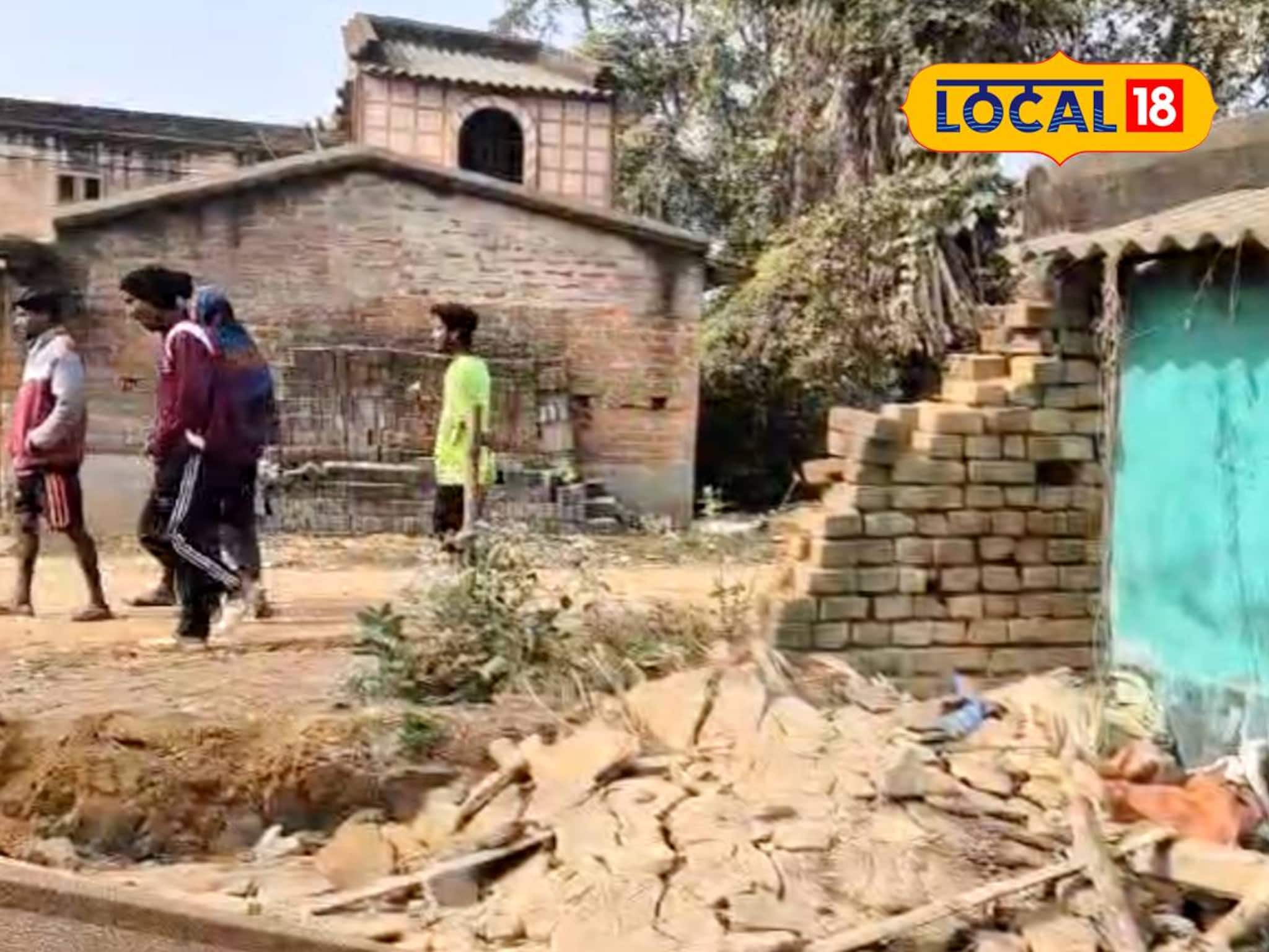 শীতের রাতে বাঁকুড়ায় হাতির তাণ্ডব! ভাঙল একের পর এক বাড়ি