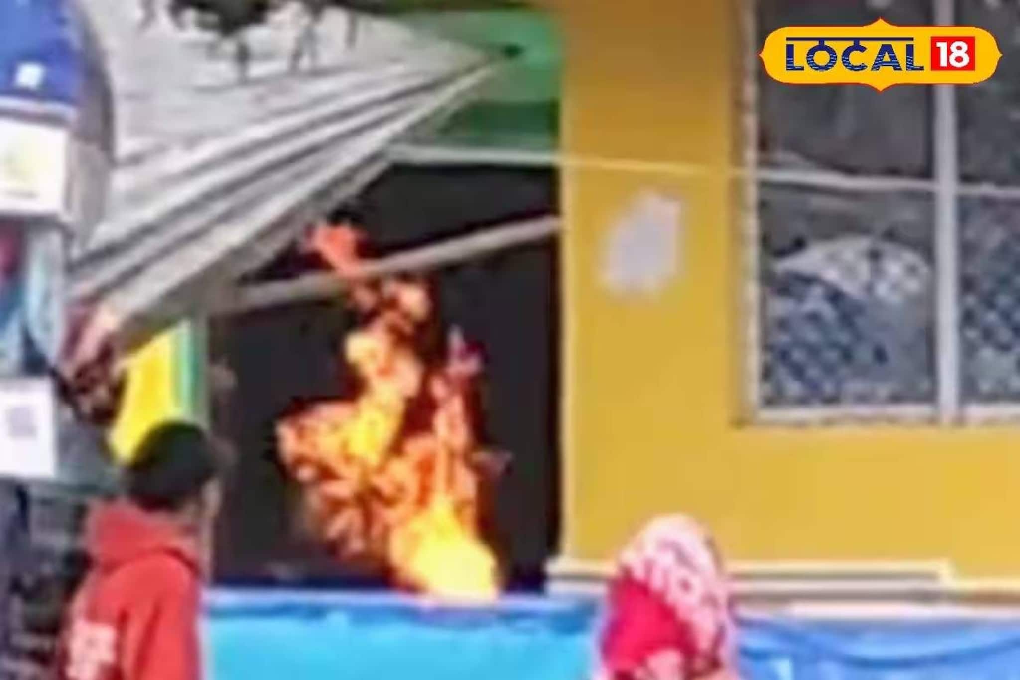 পর্যটকে ঠাসা মুকুটমণিপুরে অগ্নিকাণ্ড! কংসাবতী তীরে আগুনে কাঁপল পর্যটনকেন্দ্র