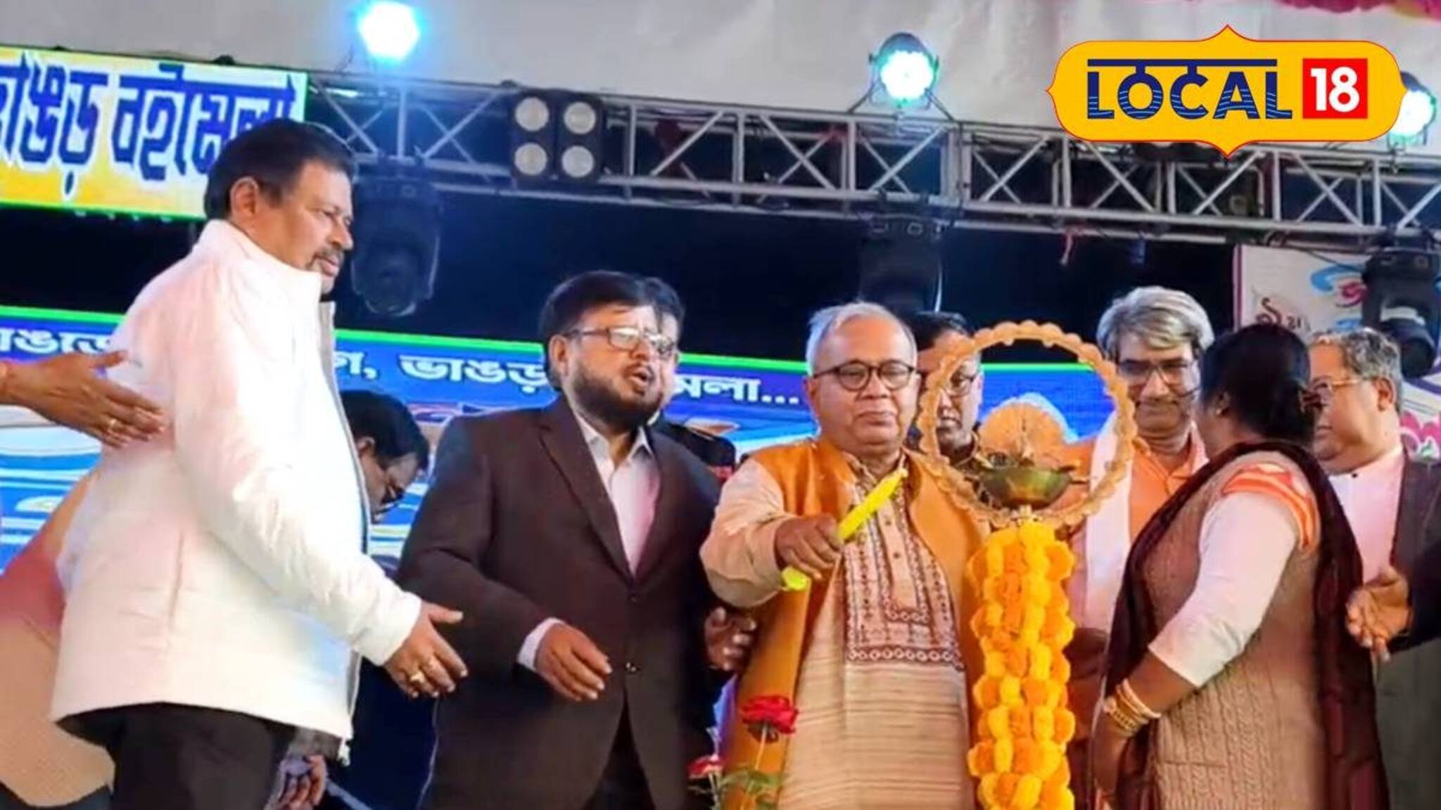 হরেক বই, দেদার খানাপিনা থেকে বিজ্ঞান প্রদর্শনী! নানা চমক নিয়ে শুরু হয়ে গেল ভাঙড় বইমেলা