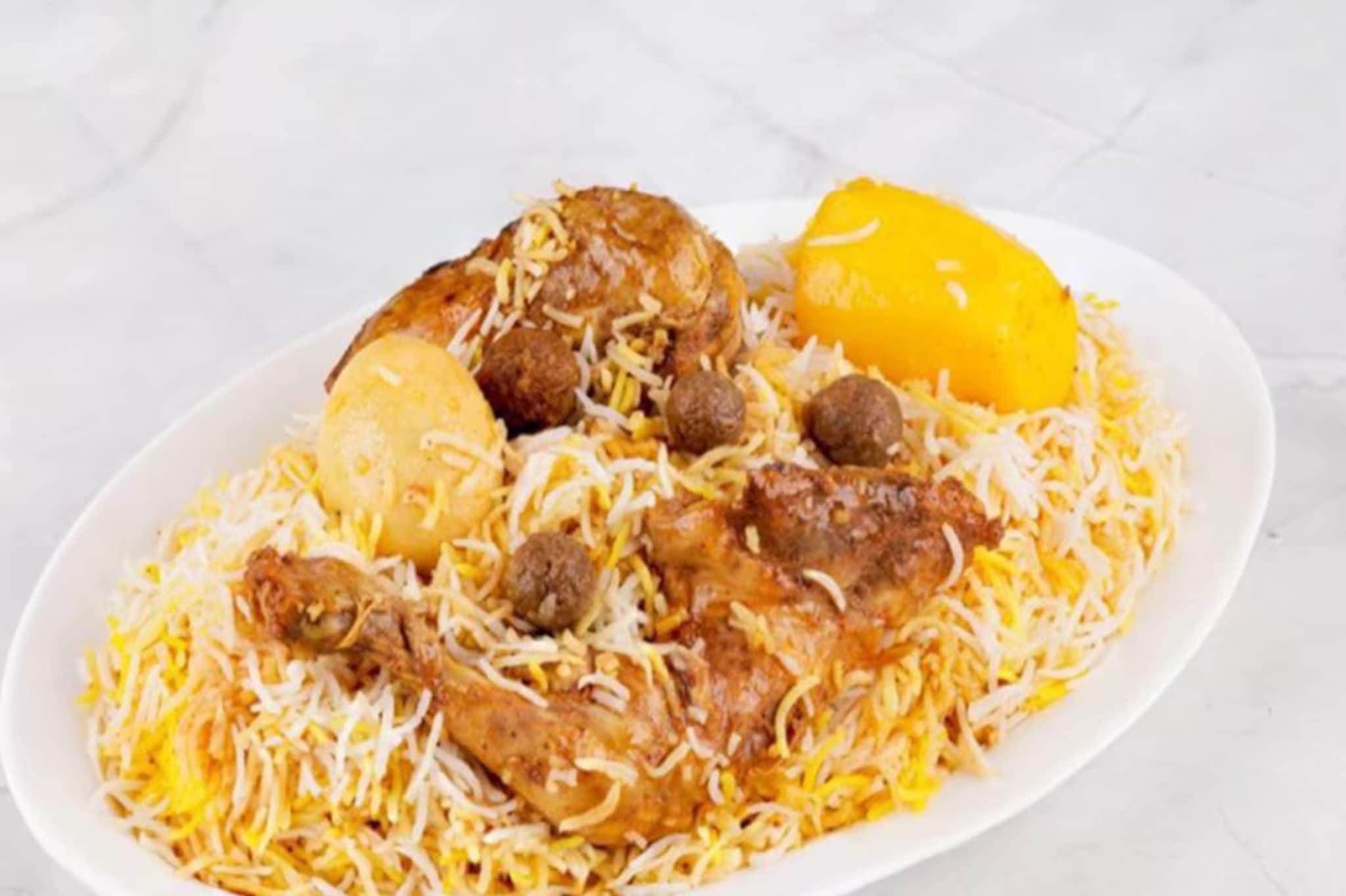 Andhra Husband Murder: স্ত্রীর বানানো বিরিয়ানি খেয়ে গভীর ঘুমে স্বামী, বাড়িতে এলেন প্রেমিক! অন্ধ্রে হাড় হিম করা ঘটনা Andhra Husband Murder: স্ত্রীর বানানো বিরিয়ানি খেয়ে গভীর ঘুমে স্বামী, বাড়িতে এলেন প্রেমিক! অন্ধ্রে হাড় হিম করা ঘটনা