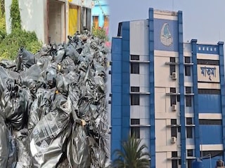 ক্যানিং হাসপাতালের যত্রতত্র ছড়িয়ে আবর্জনা ক্যানিং হাসপাতালের যত্রতত্র ছড়িয়ে আবর্জনা