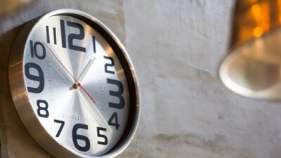 Vastu Tips for Clocks: Unlock Good Fortune and Positive Energy at Home