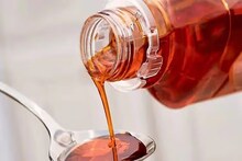 Child Cough Syrup Banned: শিশুদের জনপ্রিয় কাফ সিরাপ নিষিদ্ধ, রাজ্যের কোথাও এই 'ব্যাচের' সিরাপ ব্যবহার করা যাবে না! জানুন