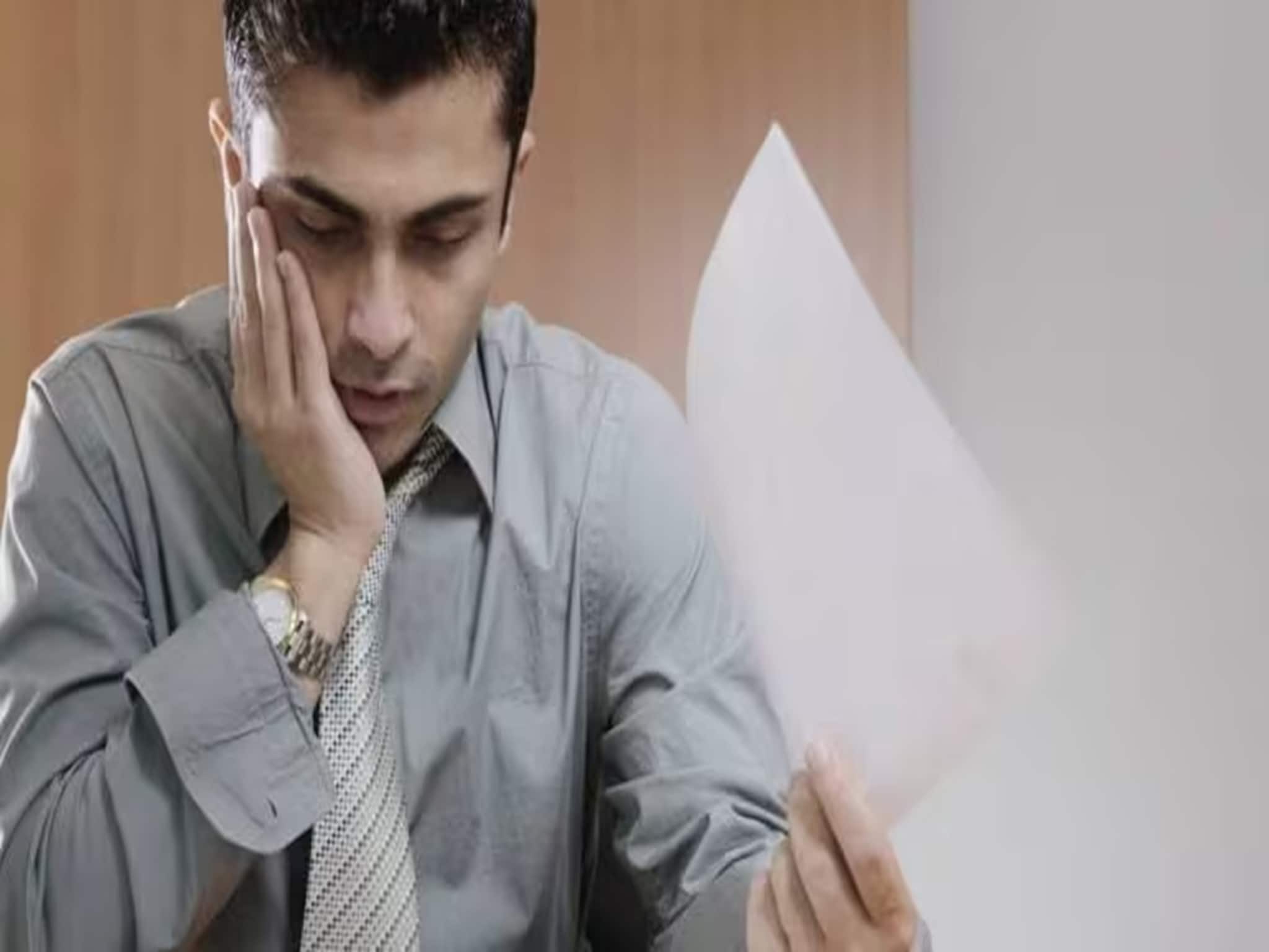 ঋণের ফাঁদে আটকে পড়লে আতঙ্কিত হওয়ার কোনও কারণ নেই, এই ৫ টিপস ব্যবহার করলে অনেক উপকার হবে